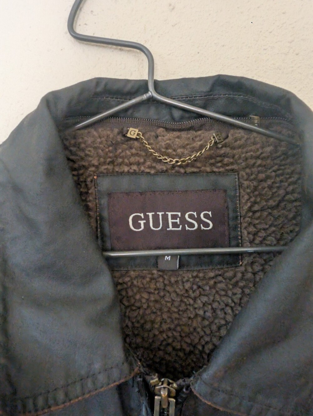 GUESS Black-Brown Sherpa-Lined Bomber Jacket M (Flawed)